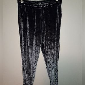 Women's Crushed Velvet Slacks..Spandex waist and cuffed ankles..Black..Loose Fit